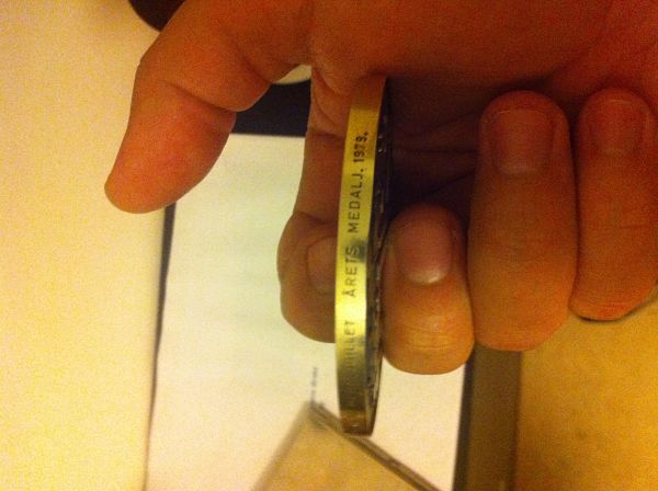 Hi,-I-Want-To-Identify-A-Medal-Or-It-Might-Me-A-Coin.